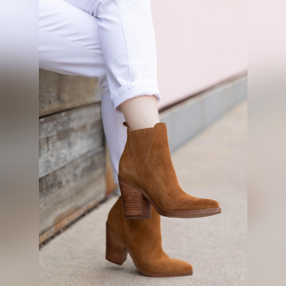 Marc Fisher Brown Suede Pointer Toe Heeled Booties Size 10
